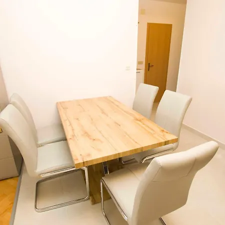 Apartment Marija Makarska