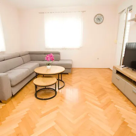 Marija Apartment *