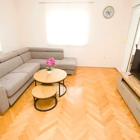 Apartment Marija Makarska